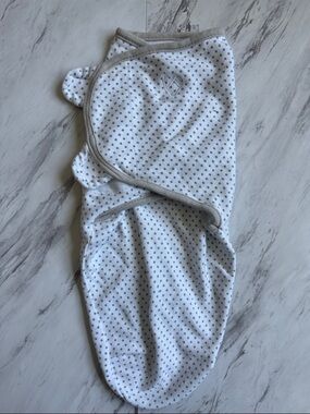 SwaddleMe Small Velcro Swaddle